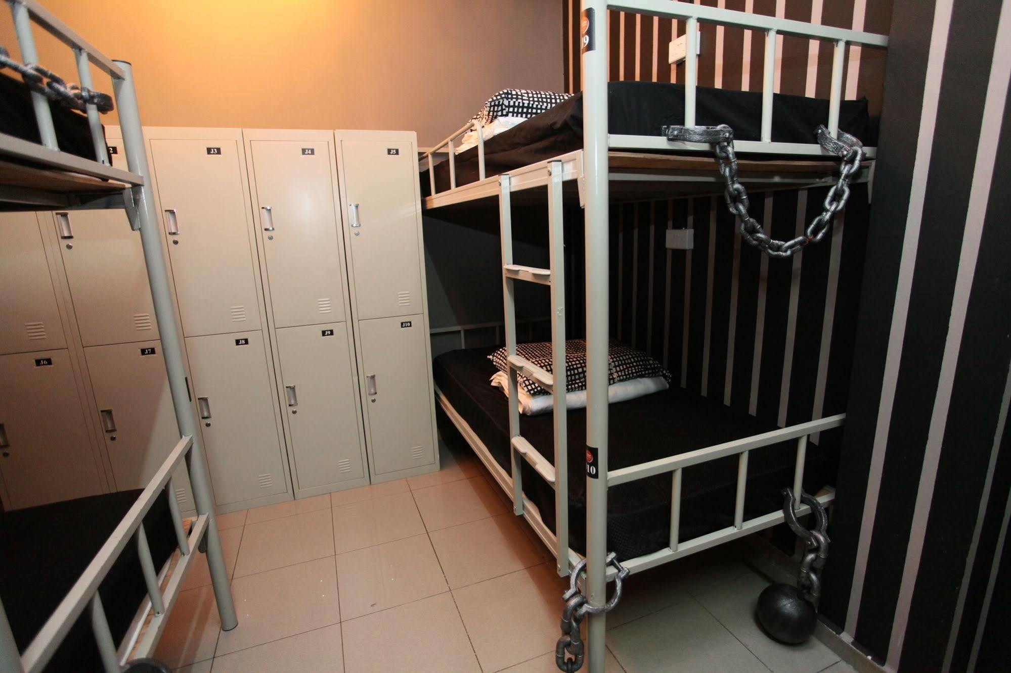 Reddoorz Hostel @ Kallang Mrt سنغافورة المظهر الخارجي الصورة