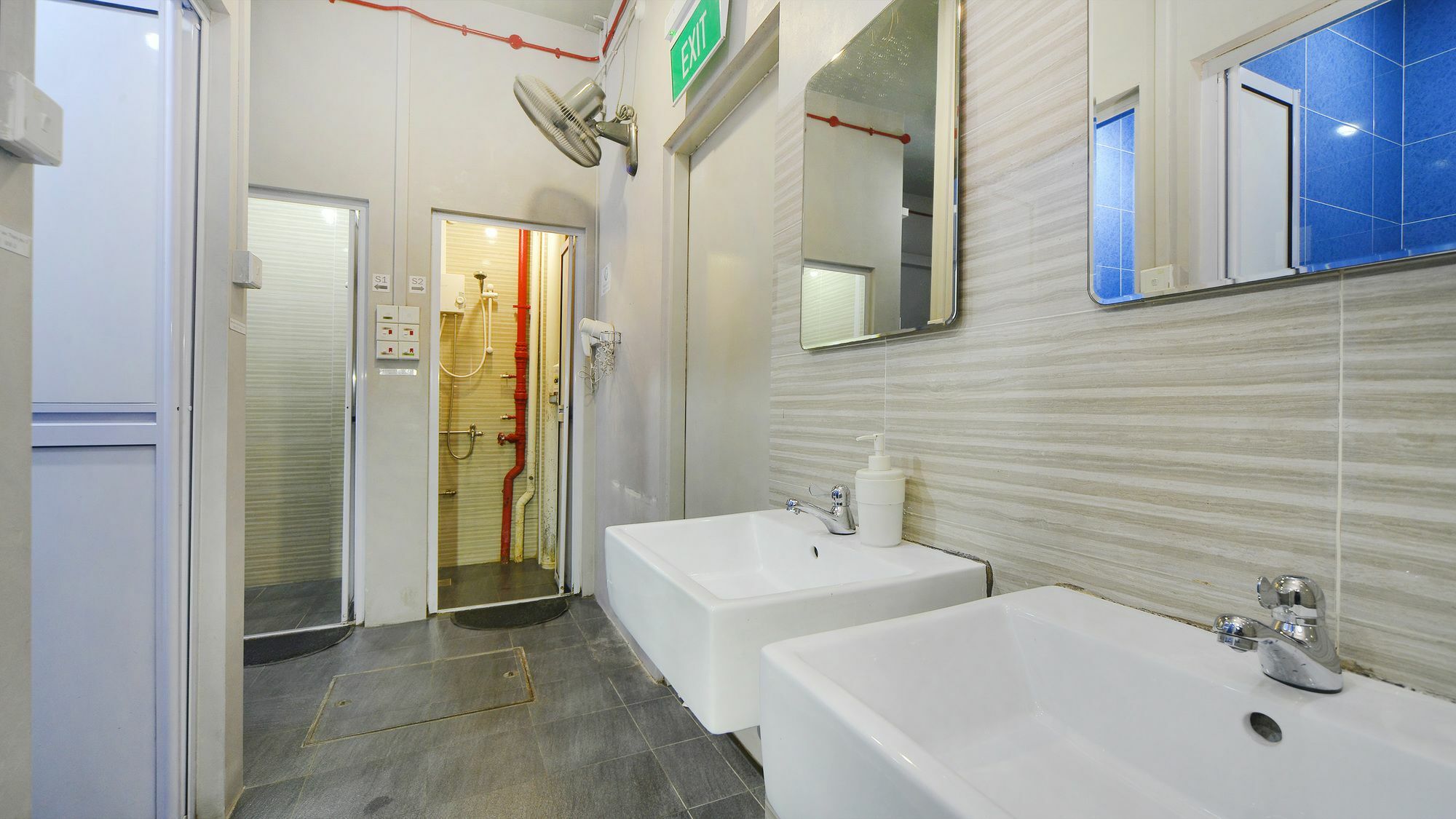 Reddoorz Hostel @ Kallang Mrt سنغافورة المظهر الخارجي الصورة